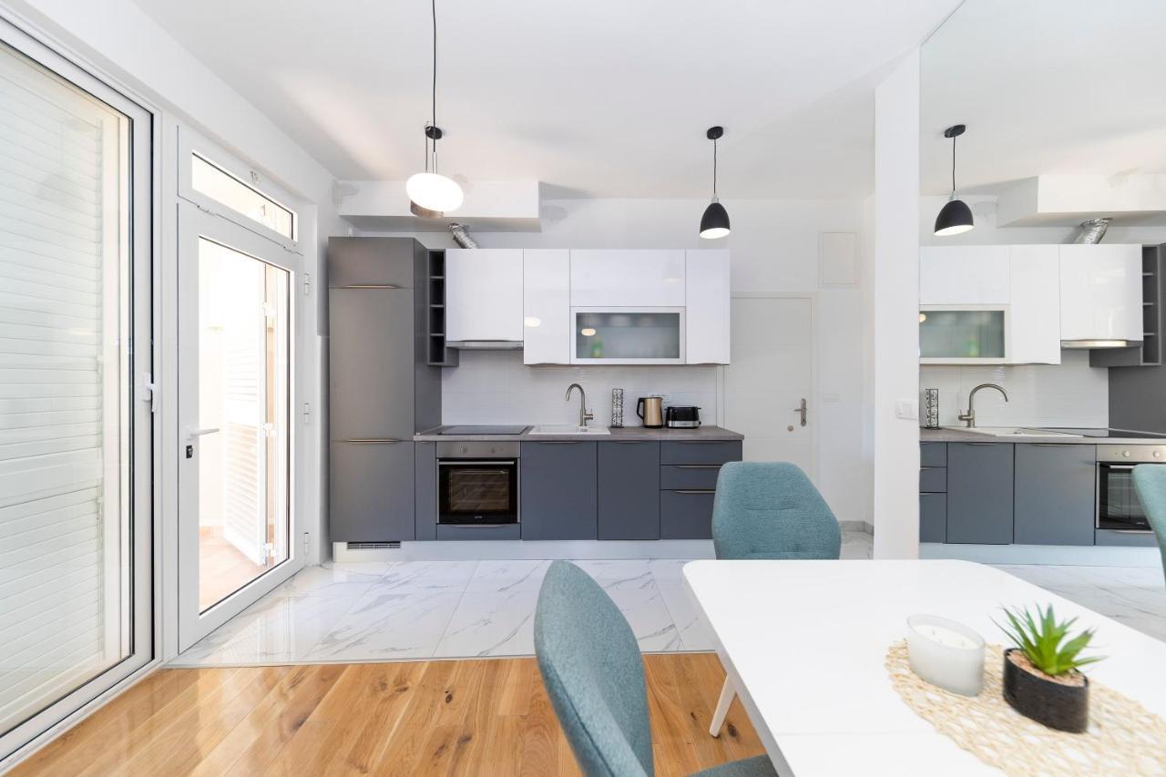 Duffys Apartman Zára Kültér fotó